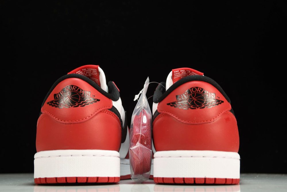 AJ1 Retro Low OG 'Chicago' - Image 7