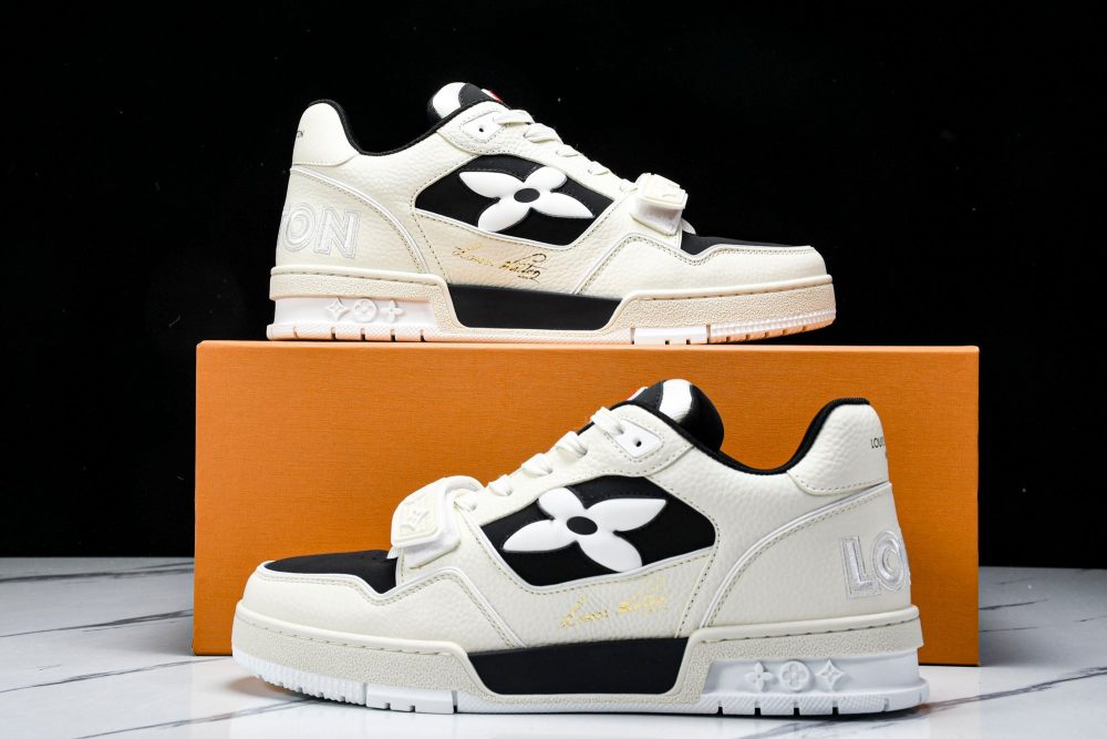 Louis Vuittоп Trainer Low Velcro Strap 'Black White' - Image 18