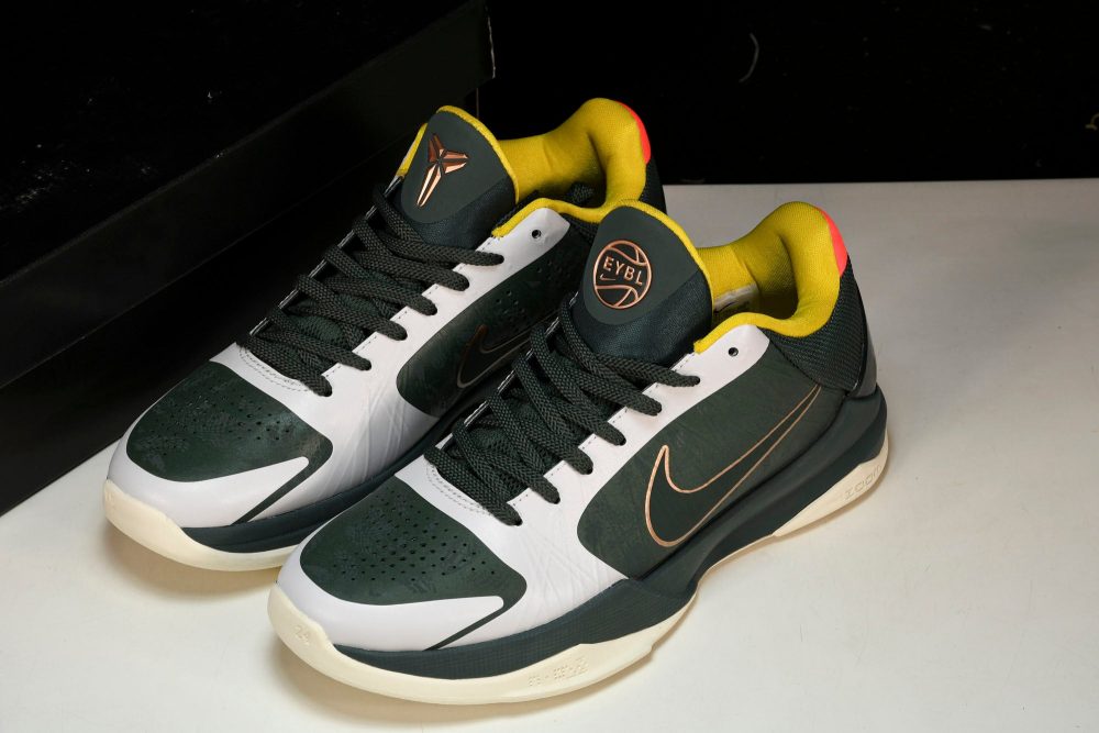 Kobe 5 Protro 'EYBL' - Image 28