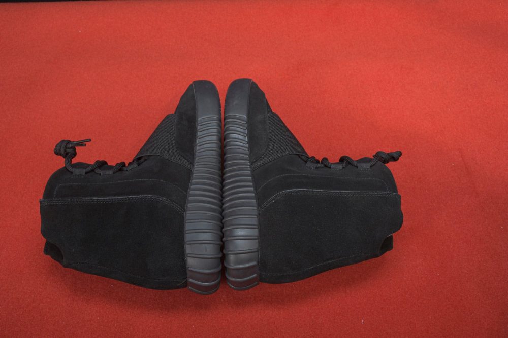 Yzy Boost 750 Triple Black - Image 20
