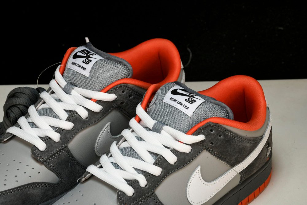 SB Dnk Low 'Staple NYC Pigeon' - Image 24