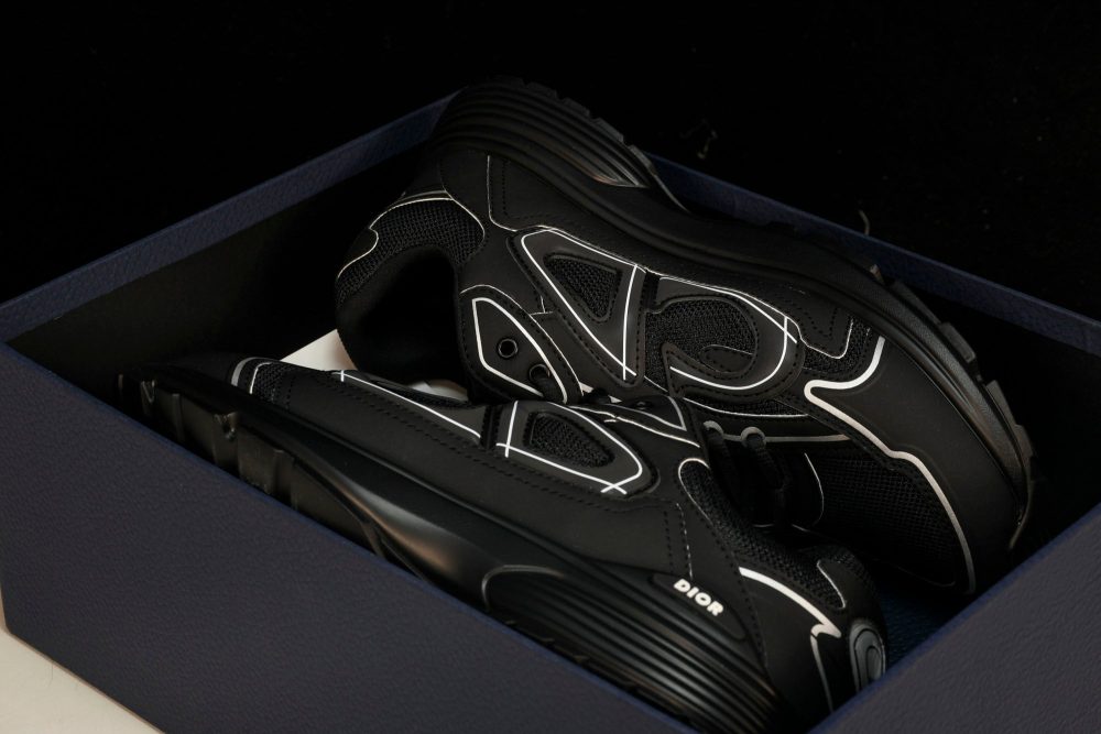 D1or B30 'Triple Black' - Image 24