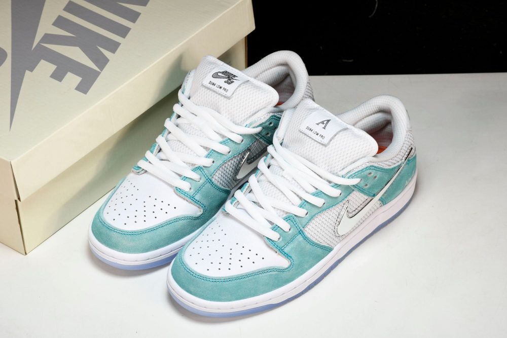 SB Dnk Low x April Skateboards - Image 25