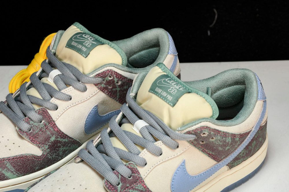 SB Dnk Low "Crenshaw Skate Club" - Image 24