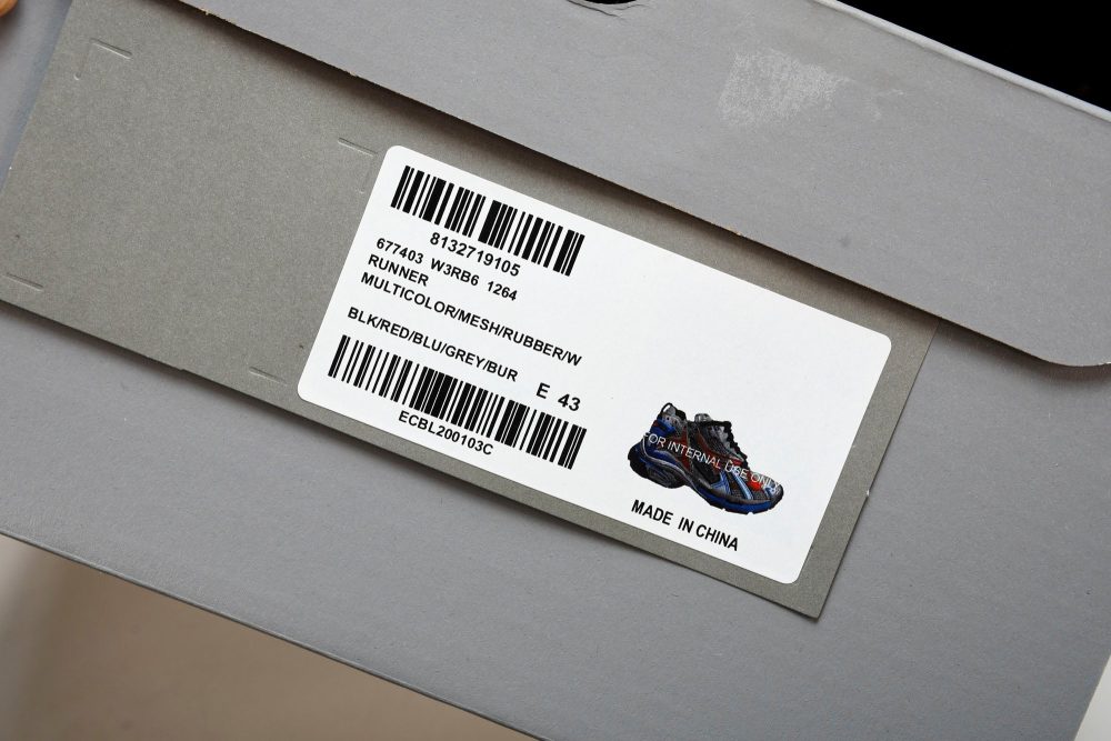 Runner 'Grey Blue Red Black' - Image 26