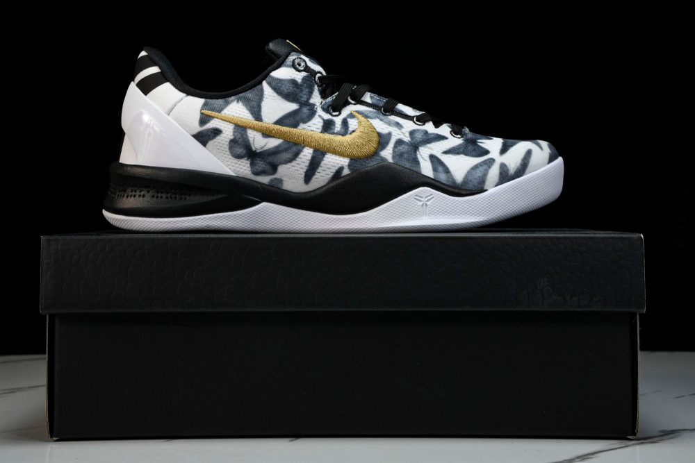 Kobe 8 Protro 'Mambacita' - Image 26
