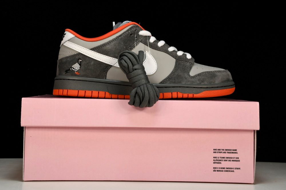 SB Dnk Low 'Staple NYC Pigeon' - Image 28