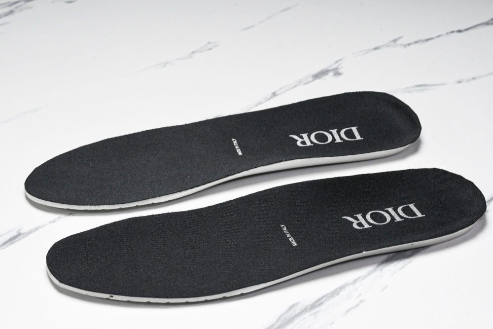 D1or B22 'Black Reflective' - Image 15