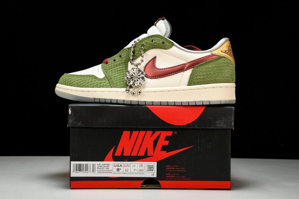 AJ1 Retro Low OG Year of the Dragon (2024) - Image 29