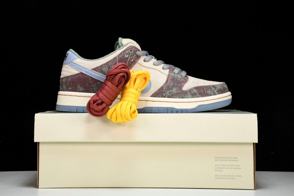 SB Dnk Low "Crenshaw Skate Club" - Image 28