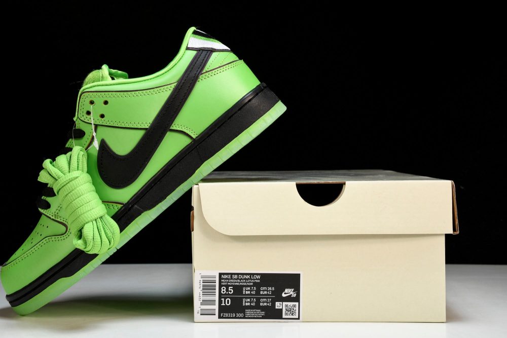 Powerpuff Girls x SB Dnk Low 'Buttercup' - Image 29