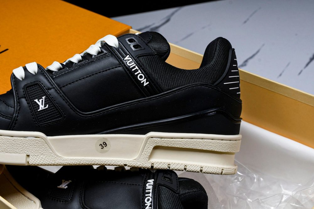 Louis Vuittоп Trainer Low 'Black' - Image 37