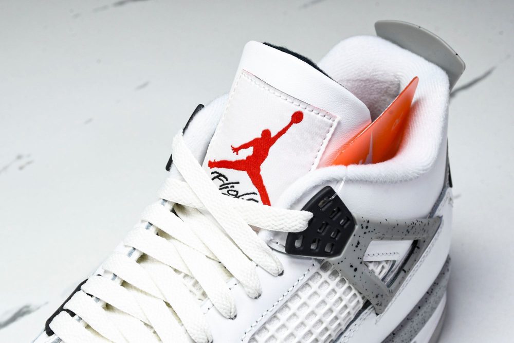 AJ4 Retro 'White Cement' (2025) - Image 10