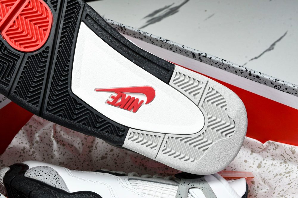 AJ4 Retro 'White Cement' (2025) - Image 32