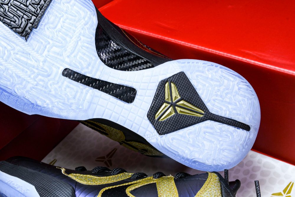 Kobe 5 Protro 'Year of the Mamba Eggplant' - Image 30