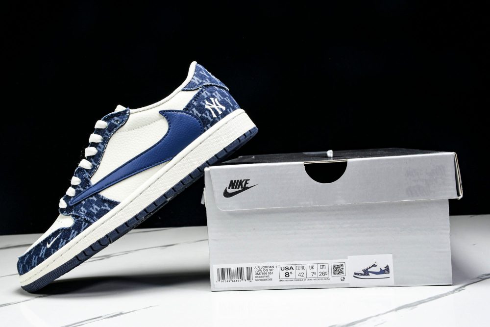 Travis Scott AJ1 Low x NY Yankees (Custom) - Image 26