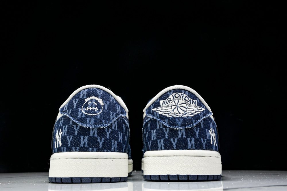 Travis Scott AJ1 Low x NY Yankees (Custom) - Image 7