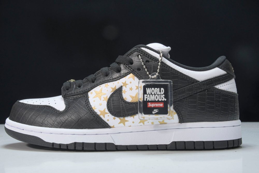 Supreme x SB Dnk Low Stars 'Black' - Image 2