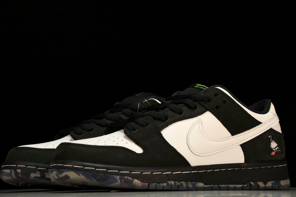 SB Dnk Low 'Staple Panda Pigeon' - Image 2