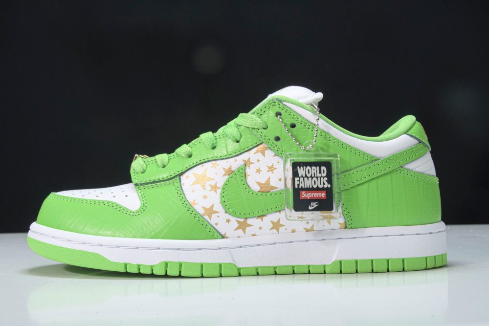 Supreme x SB Dnk Low Stars 'Mean Green' - Image 2