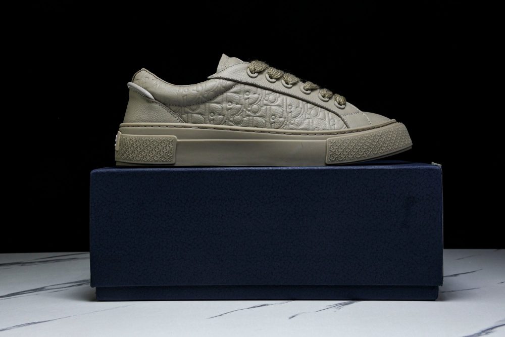 D1or B33 Gravity Leather 'Oblique Triple Beige' - Image 21