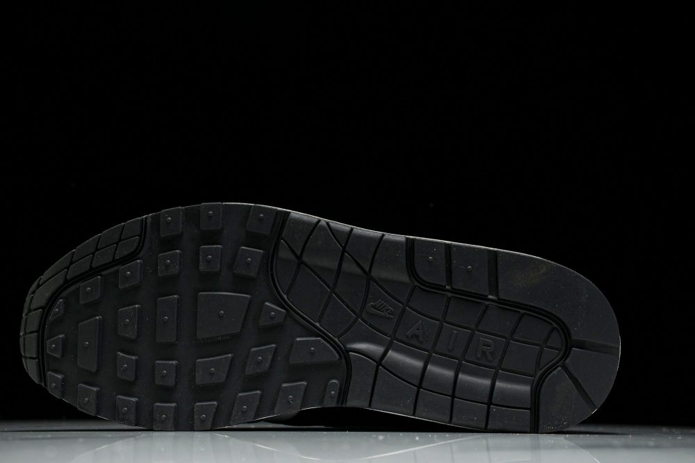 AM1 x Atmos 'Elephant' - Image 5