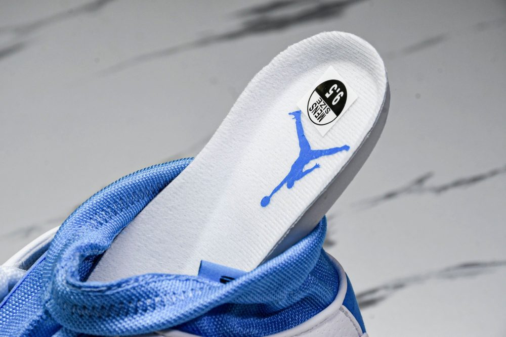 AJ17 Retro 'University Blue' (2024) - Image 13
