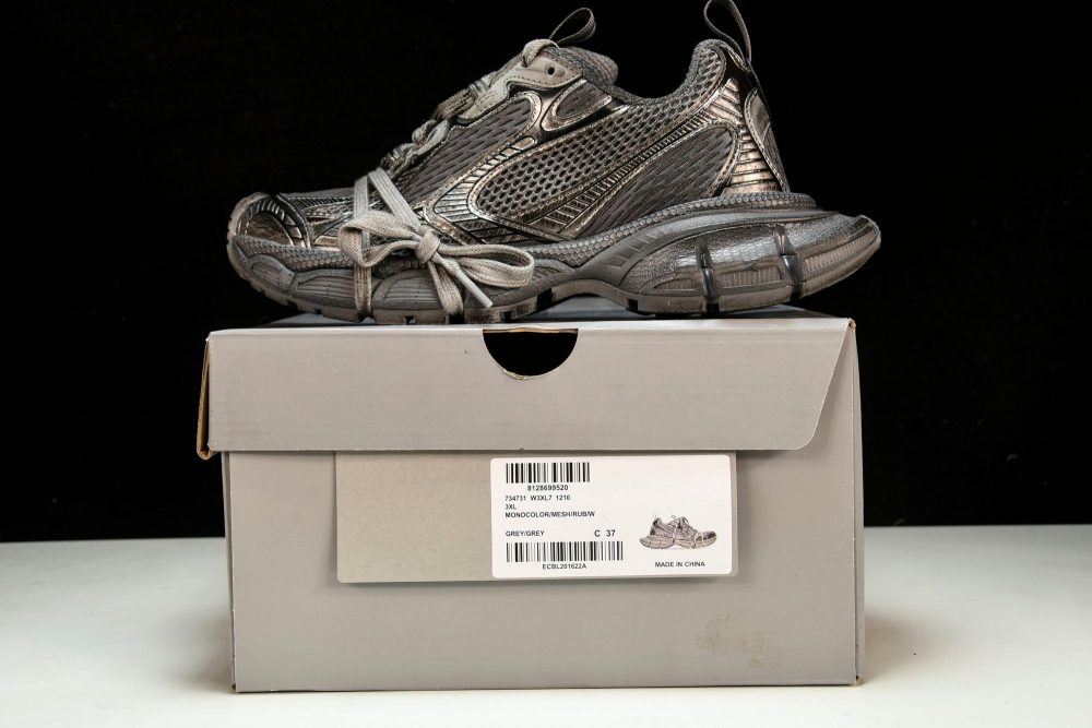 3XL Sneaker 'Grey' - Image 29