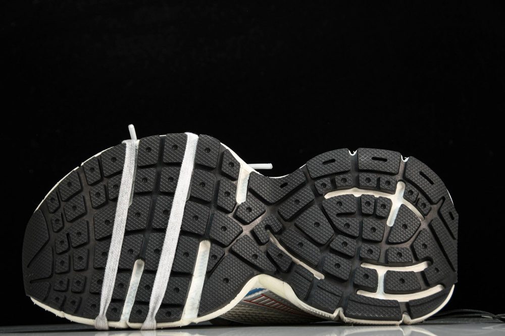 3XL Sneaker 'White Red Blue' - Image 5