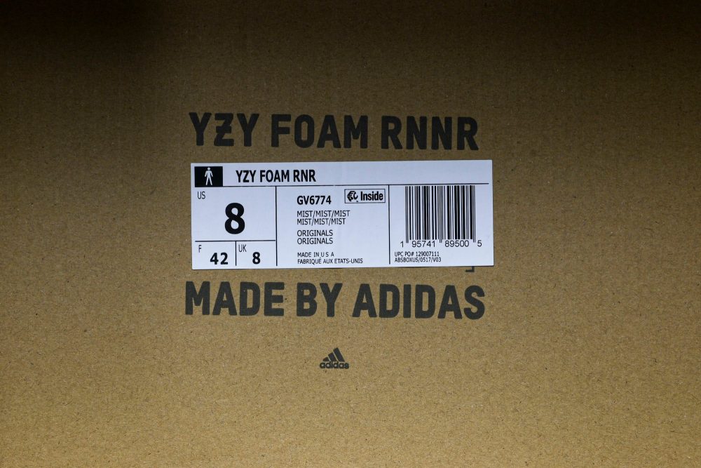 Yzy Foam RNNR 'Mist' - Image 18