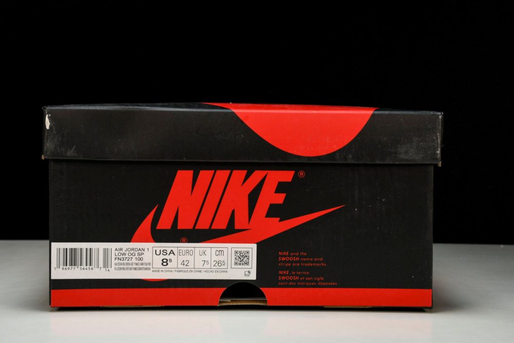 AJ1 Retro Low OG Year of the Dragon (2024) - Image 30