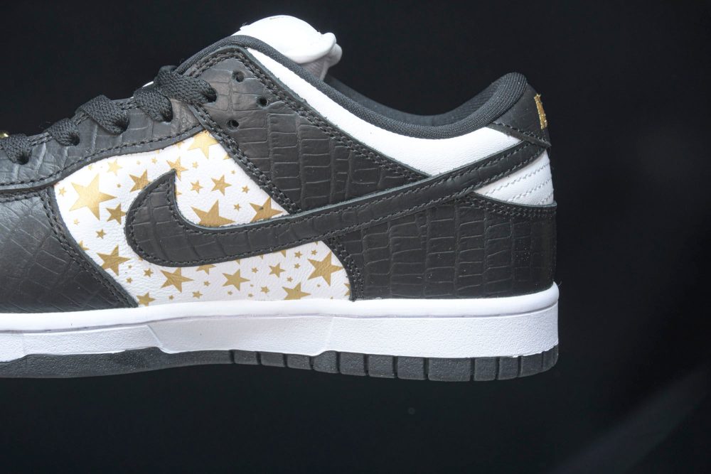 Supreme x SB Dnk Low Stars 'Black' - Image 30