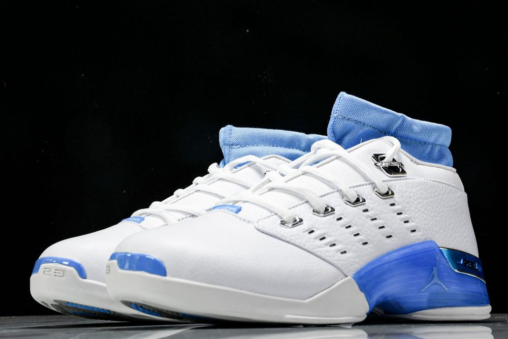 AJ17 Retro 'University Blue' (2024) - Image 2