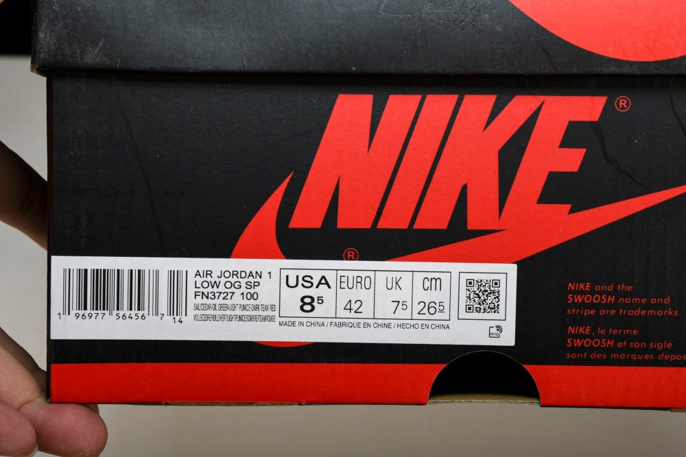 AJ1 Retro Low OG Year of the Dragon (2024) - Image 33