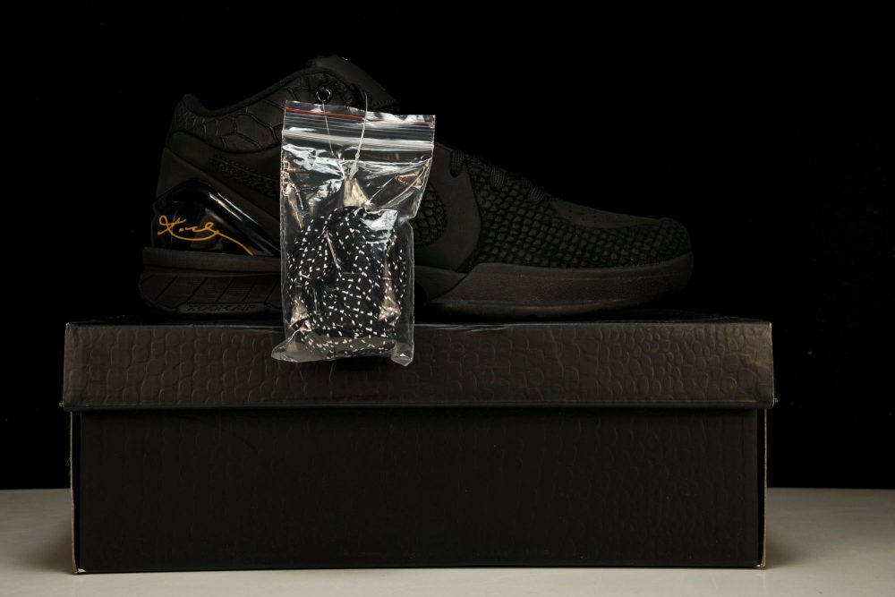 Kobe 4 Protro 'Gift of Mamba' - Image 26