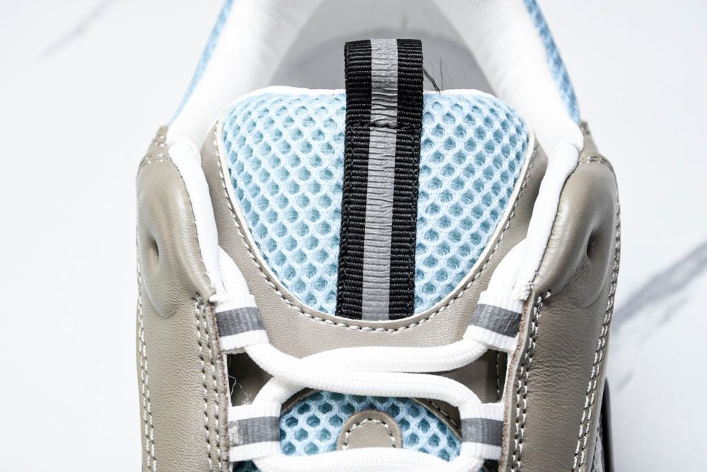 D1or B22 'Blue White' - Image 11