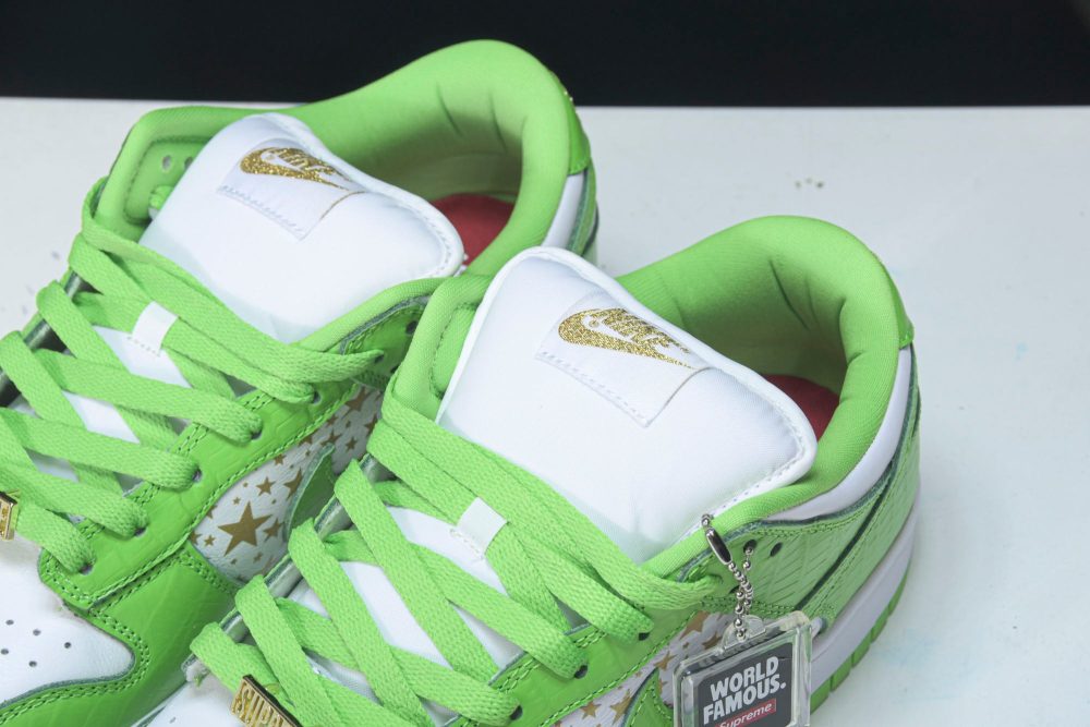 Supreme x SB Dnk Low Stars 'Mean Green' - Image 36