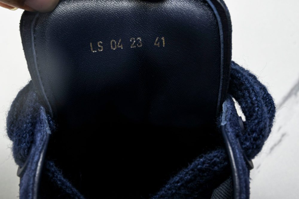 D1or B33 'Navy Blue Oblique' - Image 12
