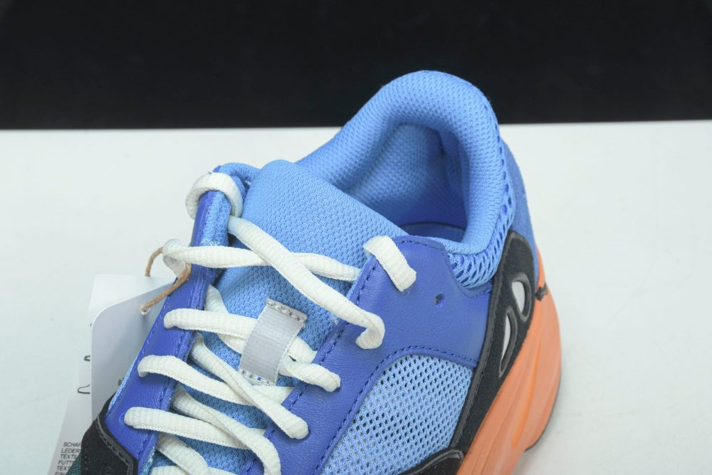 Yzy Boost 700 Bright Blue - Image 11