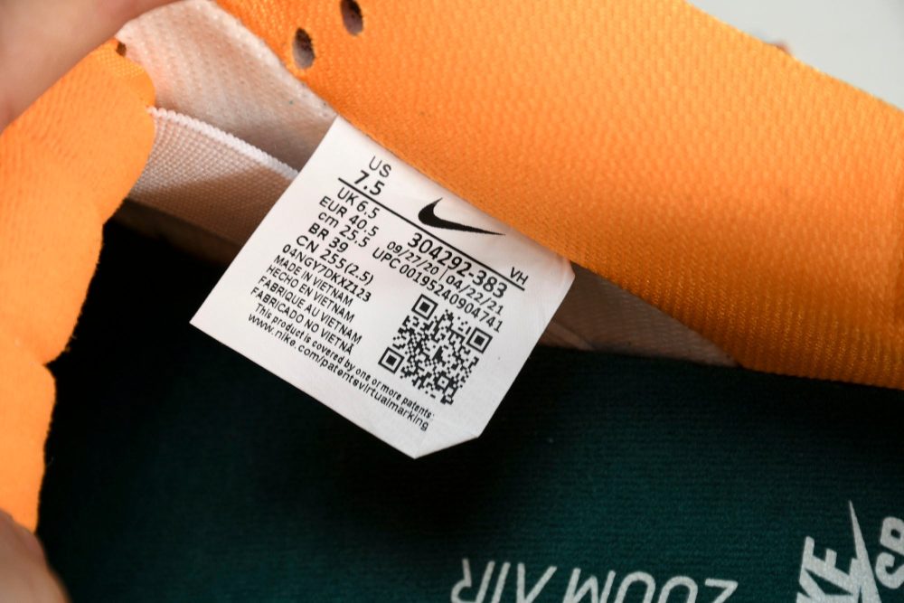 SB Dnk Low 'Legion Pine Kumquat' - Image 13
