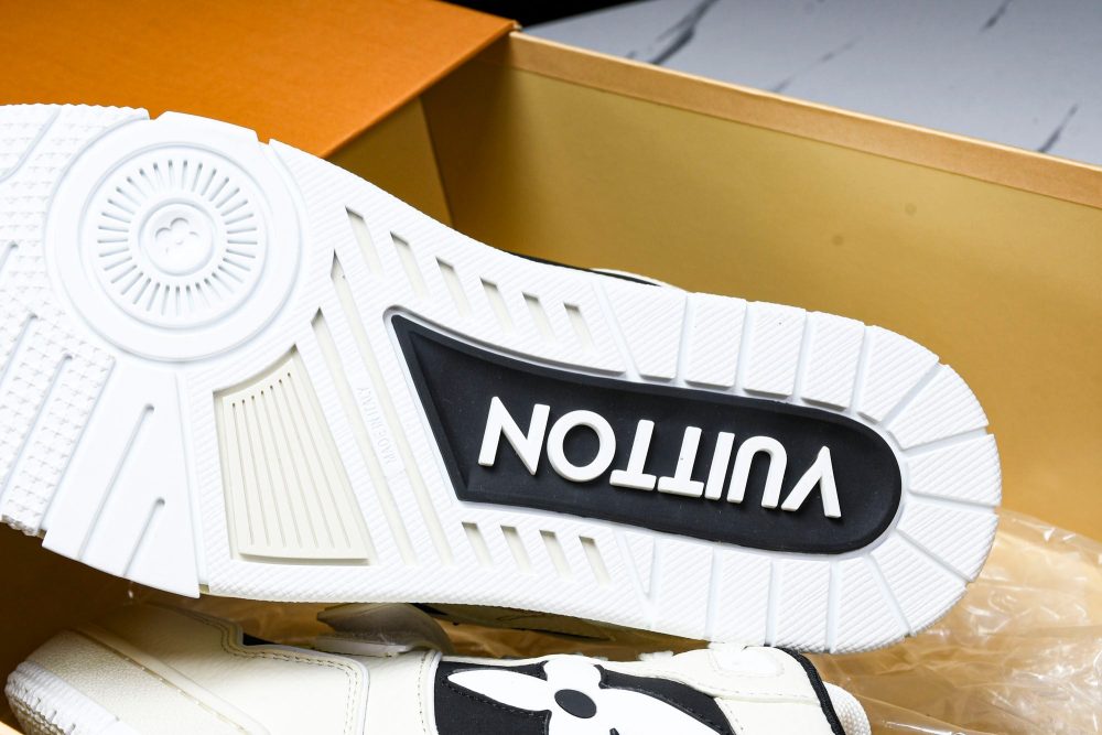 Louis Vuittоп Trainer Low Velcro Strap 'Black White' - Image 24