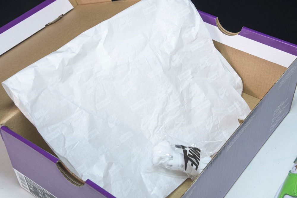 Supreme x SB Dnk Low Stars 'Mean Green' - Image 39