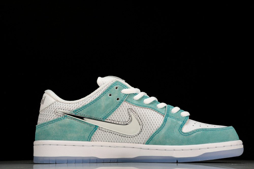 SB Dnk Low x April Skateboards - Image 3