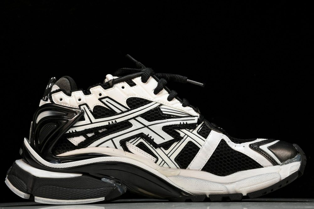 Runner 'White Black' - Image 3