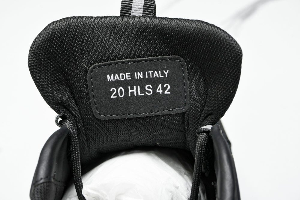 D1or B22 'Black Reflective' - Image 12