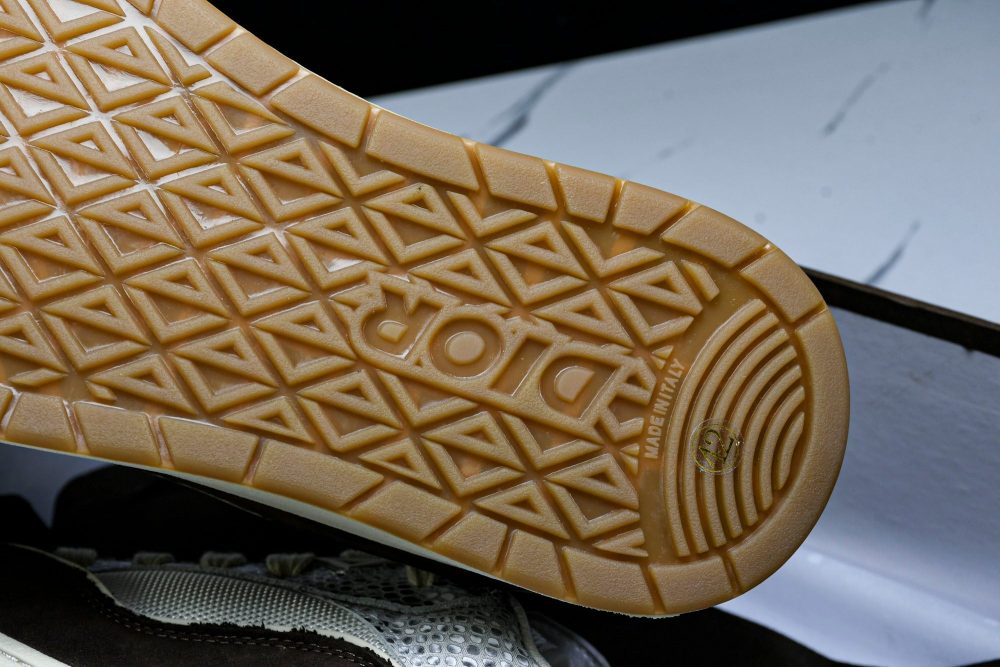 Travis Scott x D1or B713 Cactus Jack 'Beige Brown Python' - Image 27