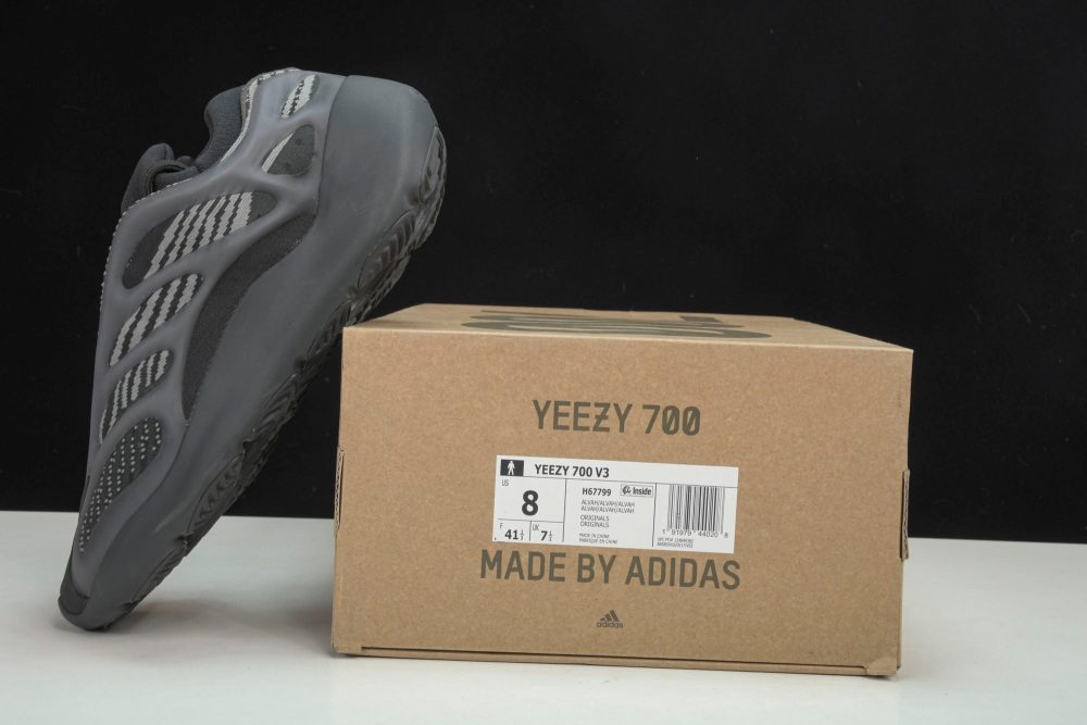Yzy 700 V3 Alvah - Image 24
