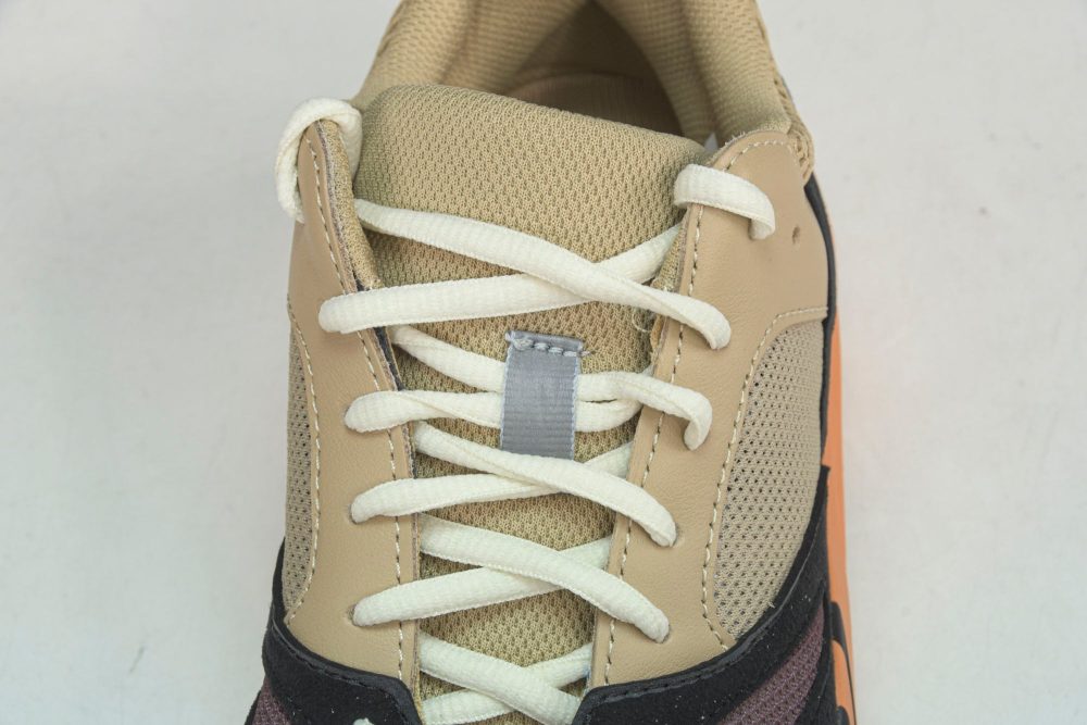 Yzy Boost 700 Enflame Amber - Image 12