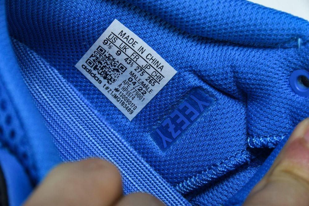 Yzy Boost 700 Hi-Res Blue - Image 14