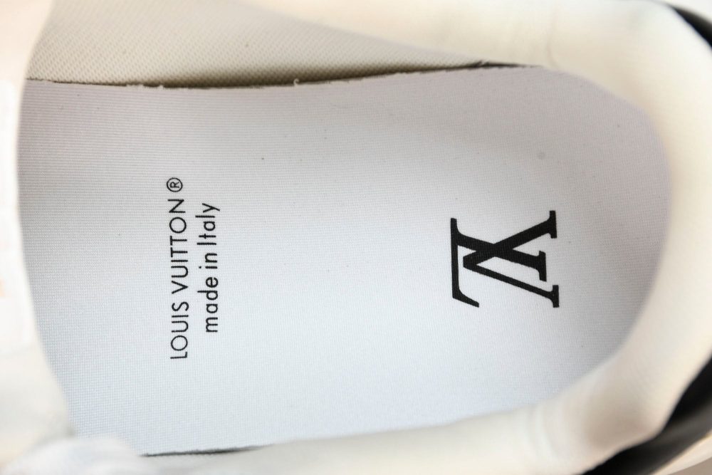 Louis Vuittоп Trainer Low by Yayoi Kusama 'Black' - Image 13